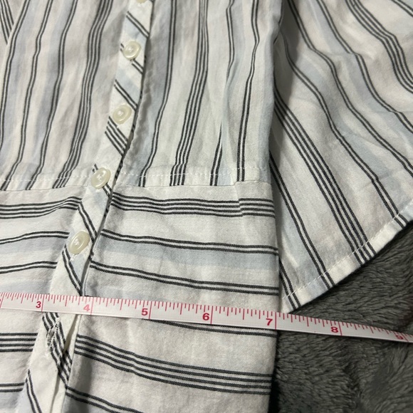 Elizabeth & James Wide Cuff Striped Button Down White Gray Striped Shirt Large - Picture 14 of 15